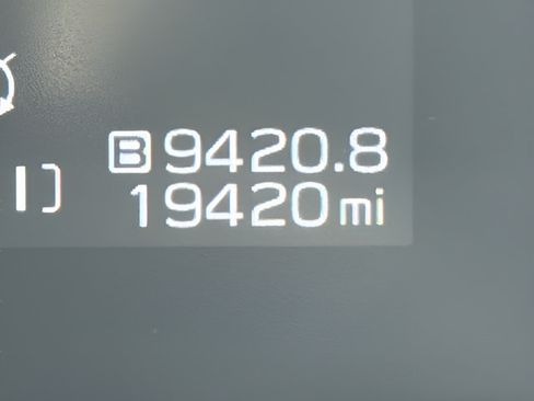 Used 2024 Subaru Crosstrek 2.0i Premium AWD/4WD image 15
