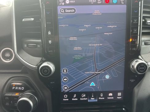 Used 2025 RAM 1500 Big Horn image 8