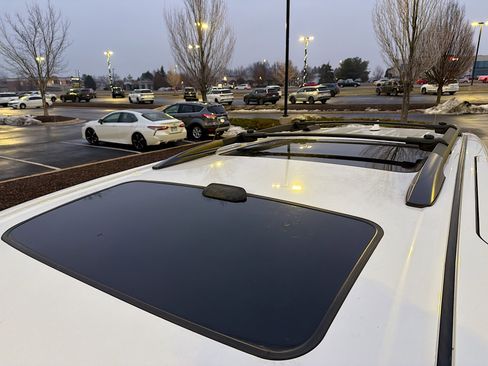 Used 2018 Toyota Sienna Limited Premium image 10