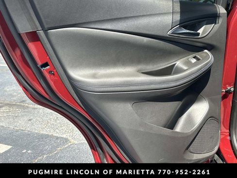 Used 2025 Buick Encore GX Sport Touring w/ Experience Buick Package FWD image 21