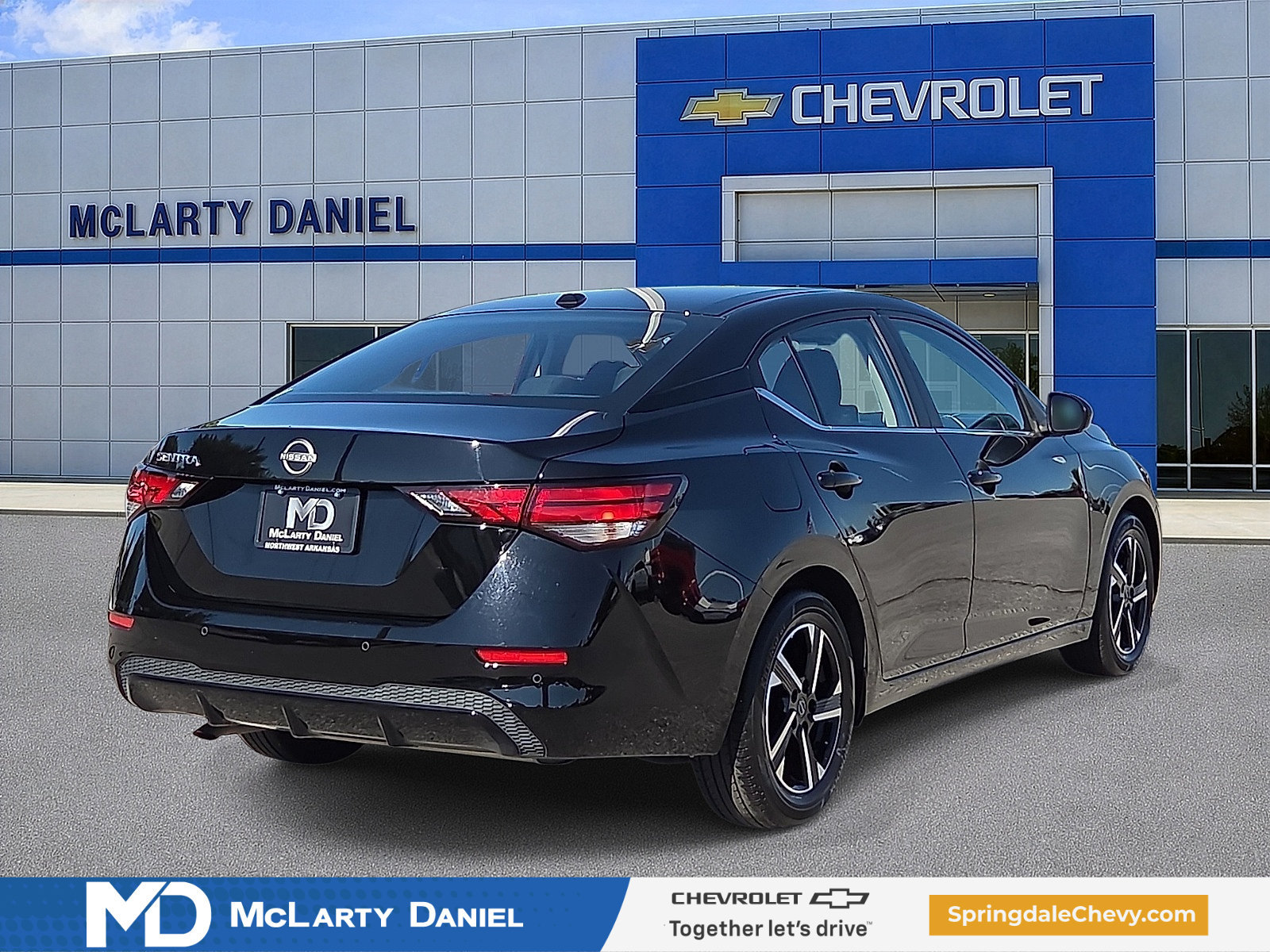 Used 2025 Nissan Sentra SV FWD image 5