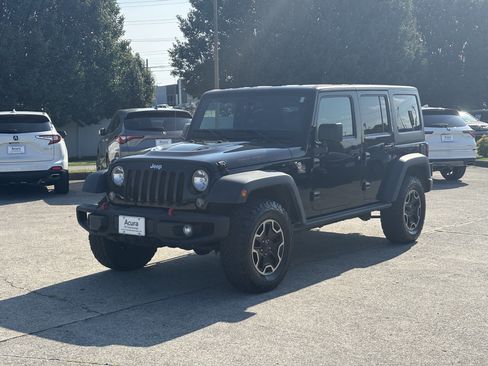 Used 2016 Jeep Wrangler Unlimited Rubicon AWD/4WD image 2