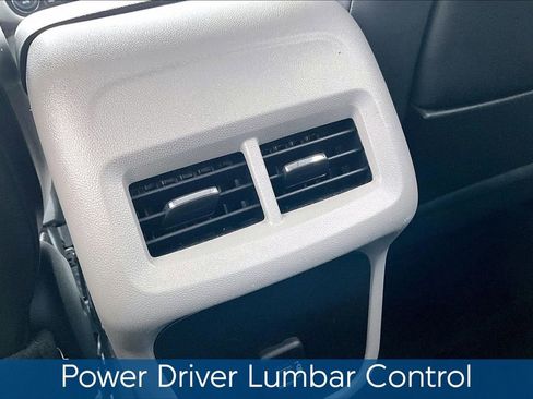 Used 2022 GMC Terrain SLT w/ Tech Package image 12