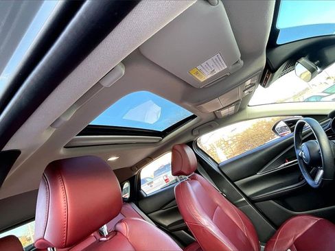 Used 2025 MAZDA CX-30 AWD 2.5 S w/ Preferred Package image 21