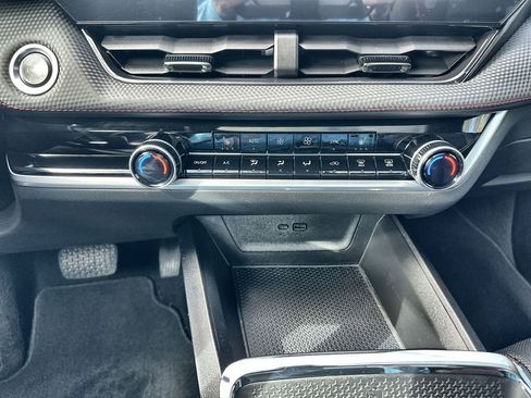 Certified 2026 Chevrolet Equinox RS w/ Safety and Technology Package image 35