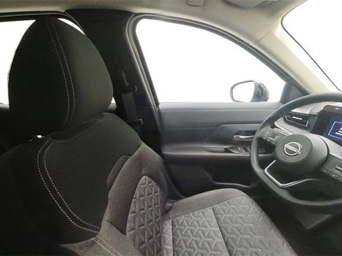 New 2026 Nissan Kicks SV image 22