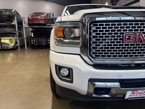 Used 2017 GMC Sierra 3500 Denali image 58