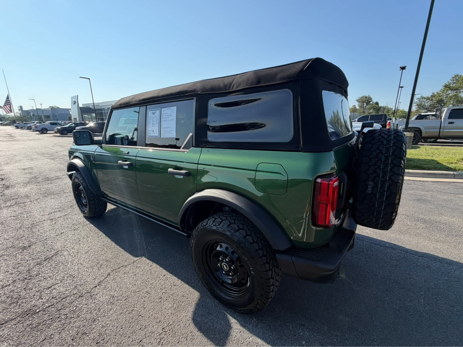 Used 2023 Ford Bronco Black Diamond AWD/4WD image 7