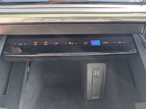 Used 2025 Jeep Wagoneer S Limited AWD/4WD image 25
