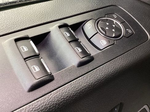 Used 2018 Ford F150 Lariat w/ Equipment Group 502A Luxury image 27