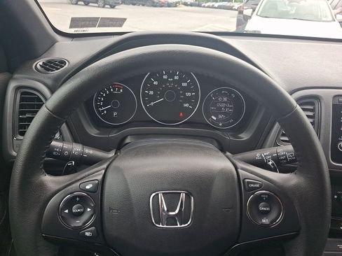 Used 2022 Honda HR-V Sport image 18