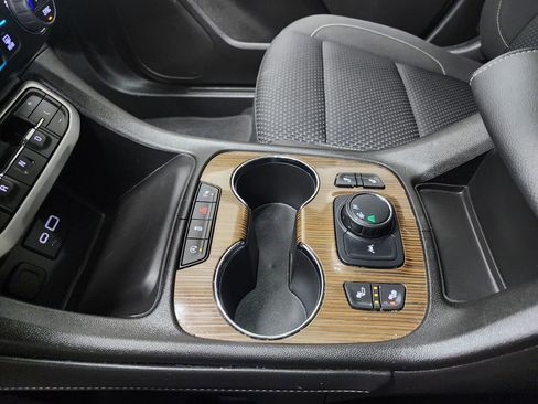 Used 2023 GMC Acadia SLE w/ Driver Convenience Package image 22