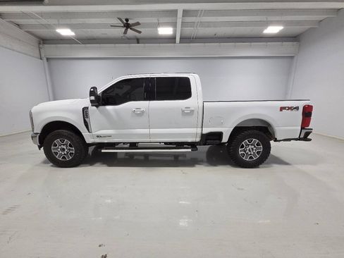 Used 2024 Ford F250 Lariat w/ FX4 Off-Road Package AWD/4WD image 6