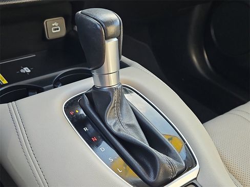 Certified 2024 Honda HR-V EX-L image 26