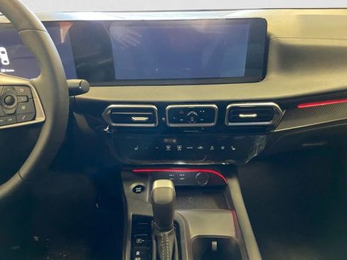 New 2026 Nissan Sentra SV w/ SV Convenience Package FWD image 11