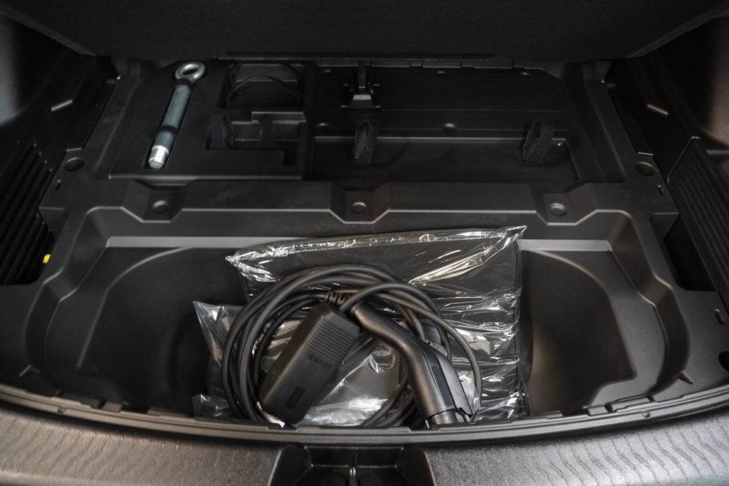 Used 2024 Chevrolet Equinox EV RS AWD/4WD image 12