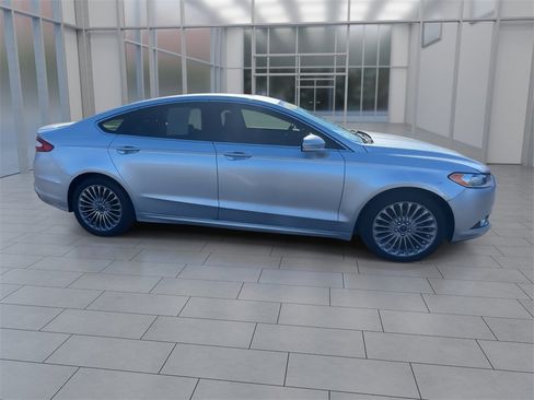 Used 2014 Ford Fusion Titanium image 10