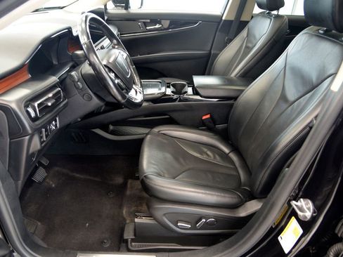 Used 2023 Lincoln Nautilus Reserve AWD/4WD image 15
