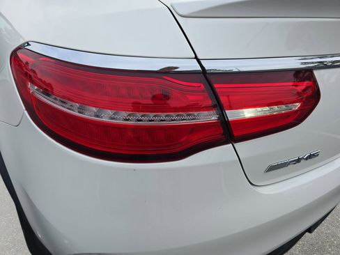Used 2019 Mercedes-Benz GLE 43 AMG 4MATIC Coupe image 33