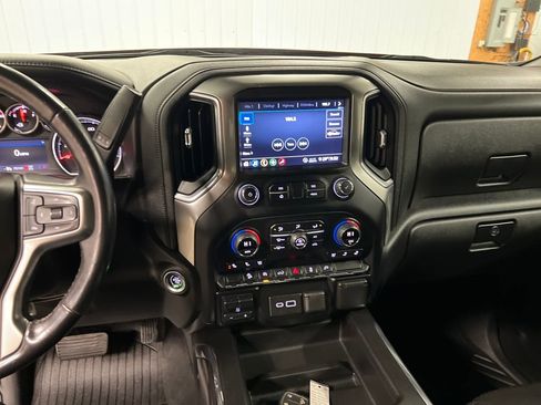 Certified 2020 Chevrolet Silverado 1500 LTZ image 21