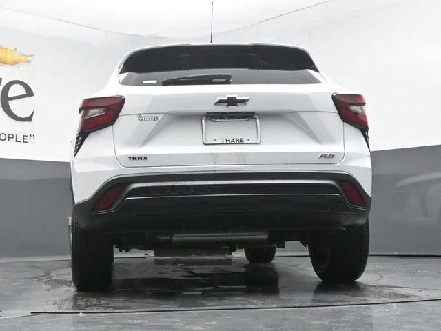 New 2026 Chevrolet Trax RS FWD image 32
