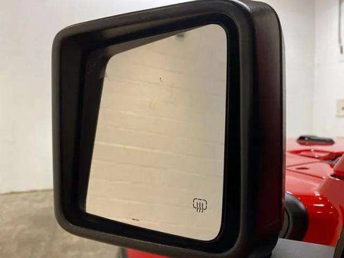 Used 2025 Jeep Wrangler Unlimited Sahara w/ Safety Group AWD/4WD image 98