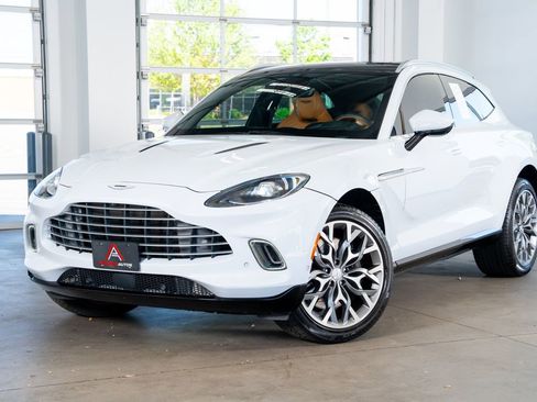Used 2021 Aston Martin DBX AWD/4WD image 2