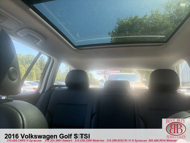 Used 2016 Volkswagen Golf Limited Edition FWD image 17