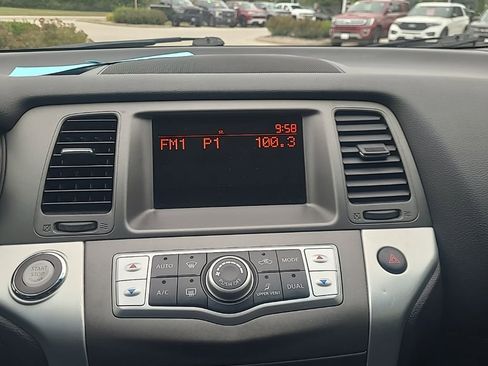 Used 2014 Nissan Murano S image 19