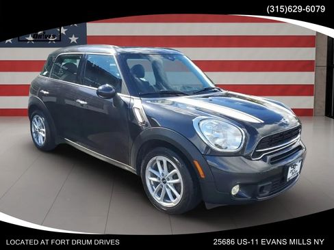 Used 2016 MINI Cooper Countryman S FWD image 3