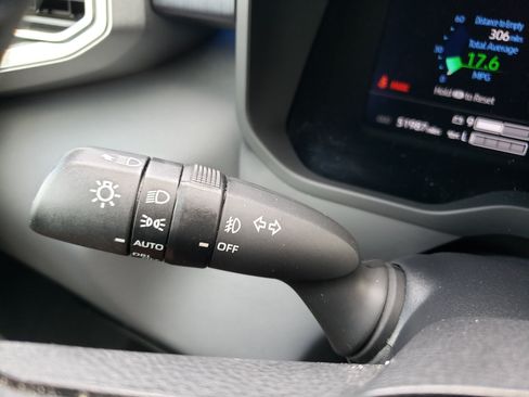 Used 2024 Toyota Tundra Platinum AWD/4WD image 18