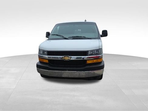 Used 2024 Chevrolet Express 2500 w/ Driver Convenience Package image 12