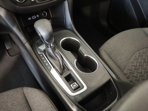 Used 2023 Chevrolet Equinox LT image 7