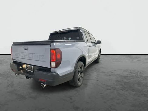New 2026 Honda Ridgeline Black Edition image 3