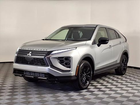 New 2025 Mitsubishi Eclipse Cross LE image 3