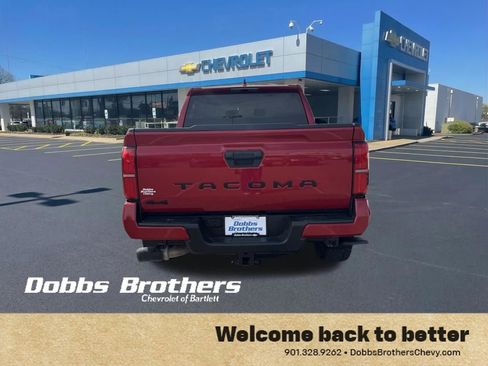Used 2024 Toyota Tacoma TRD Sport AWD/4WD image 6