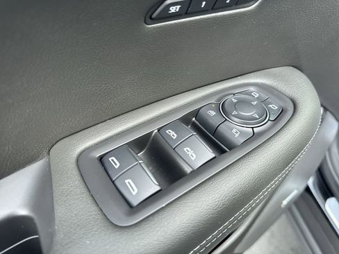 Used 2024 Cadillac XT6 Sport w/ Technology Package image 19