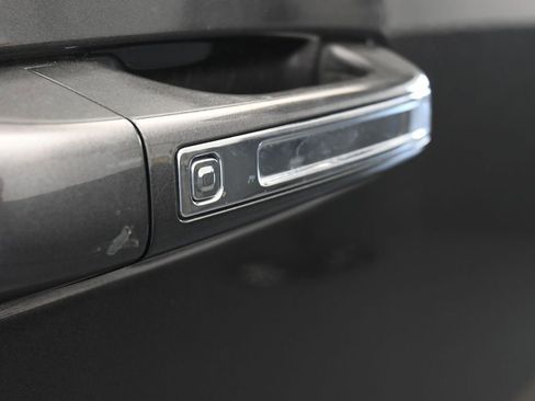 Used 2019 RAM 1500 Limited image 45