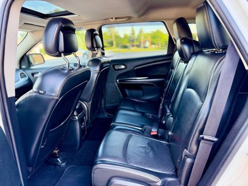 Used 2014 Dodge Journey SXT w/ Quick Order Package 28C AWD/4WD image 12