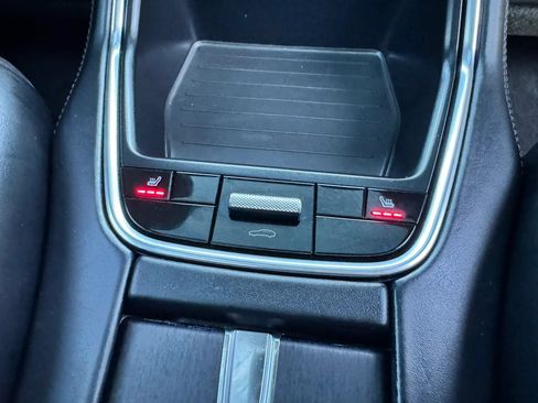 Used 2020 Porsche Panamera GTS AWD/4WD image 21