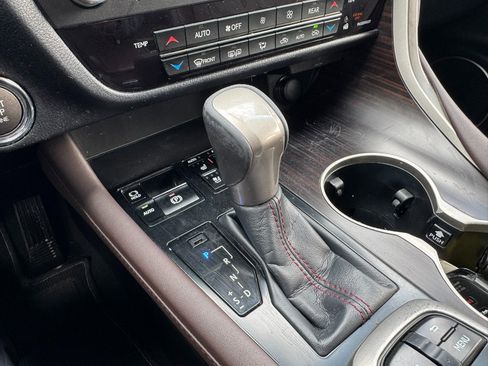 Used 2018 Lexus RX 350L Luxury image 22