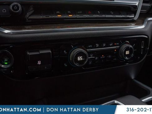 Used 2023 Chevrolet Silverado 1500 RST AWD/4WD image 9