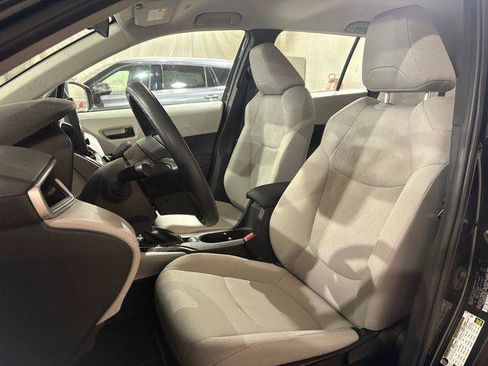 Certified 2023 Toyota Corolla Cross L image 16