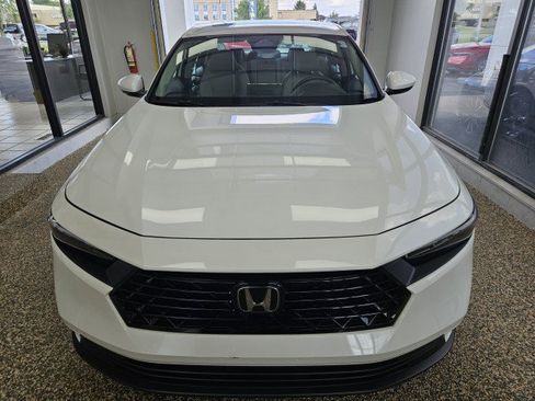Used 2024 Honda Accord EX image 6