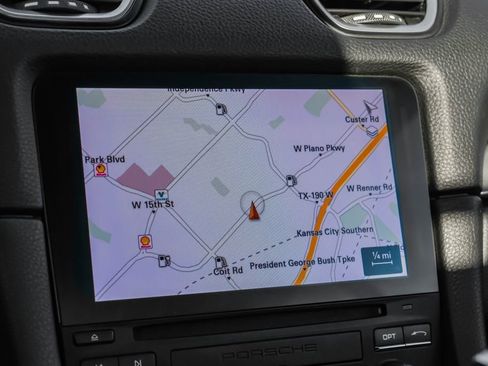 Used 2018 Porsche 718 Cayman S image 16