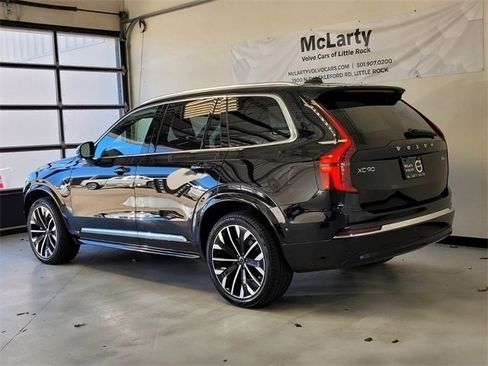 Certified 2026 Volvo XC90 B6 Plus w/ Protection Package image 3