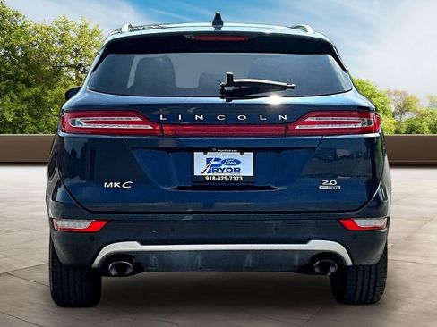 Used 2016 Lincoln MKC Select w/ Select Plus Package FWD image 4