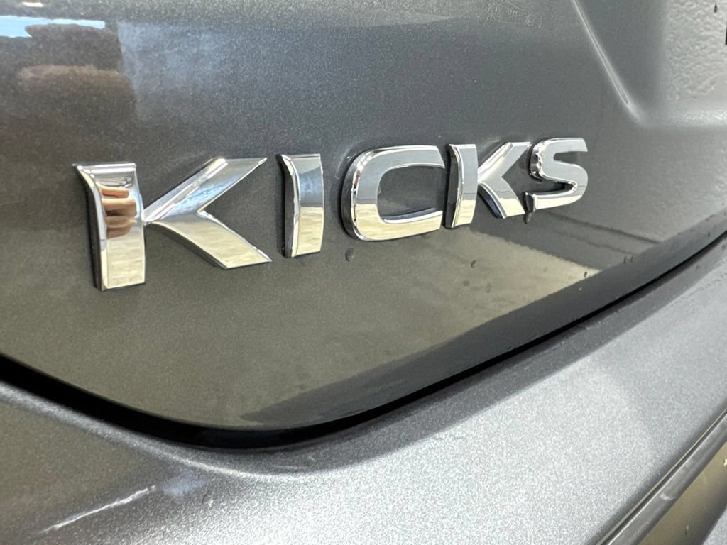 Used 2025 Nissan Kicks Play S FWD image 29