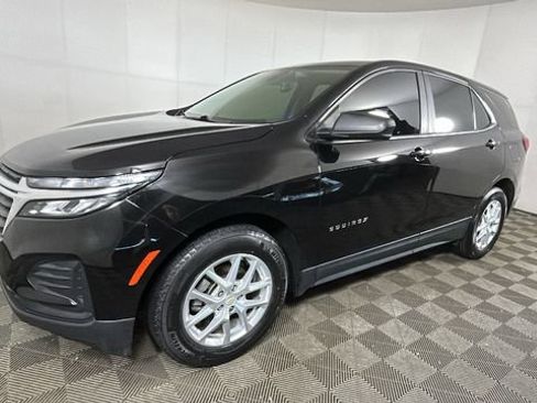 Used 2022 Chevrolet Equinox LS FWD image 7