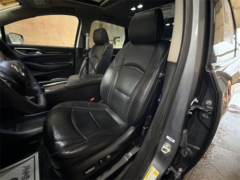 Certified 2019 Buick Enclave Avenir image 11